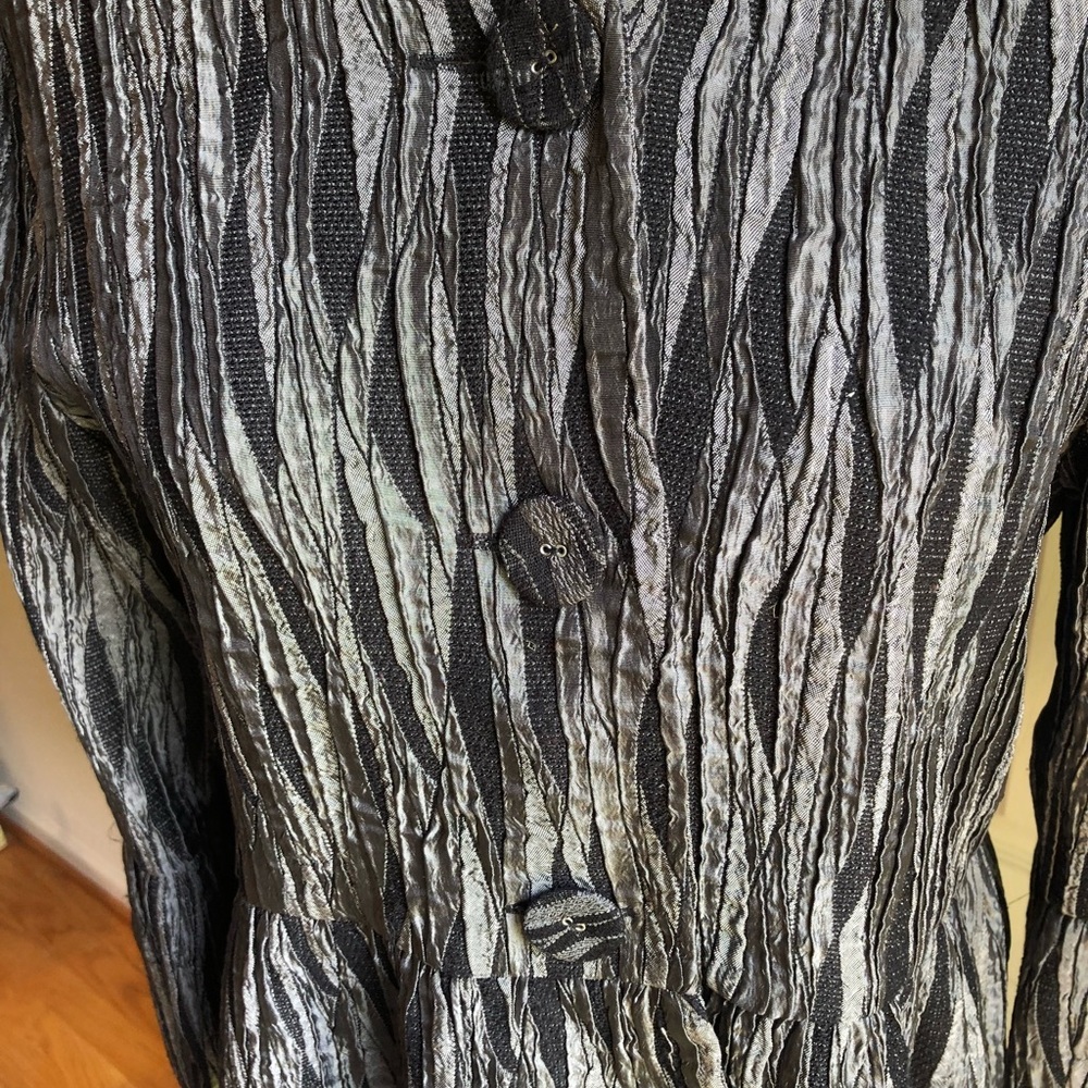 Maestro Textured Jacket - Picture 3 of 5